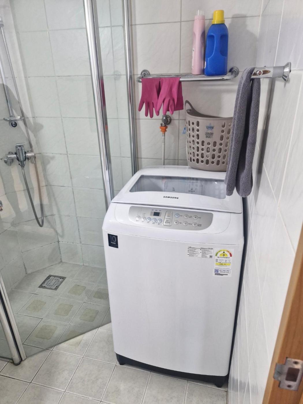 Hongdae Guesthouse 1Min From Hongik Uni Station Exit #1 Seoul Exterior foto